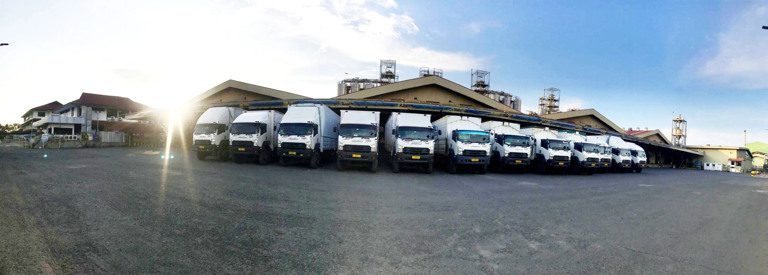 SCG Barito Logistics มีบริการขนส่งในและระหว่างประเทศอินโดนีเซียโดยรถบรรทุกจำนวนมาก